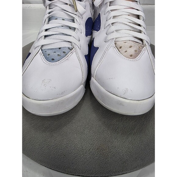Athletic_Shoes